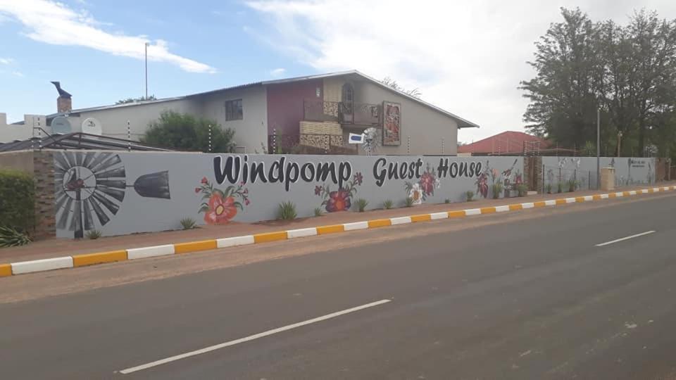 Die Windpomp Guesthouse Gobabis Kültér fotó